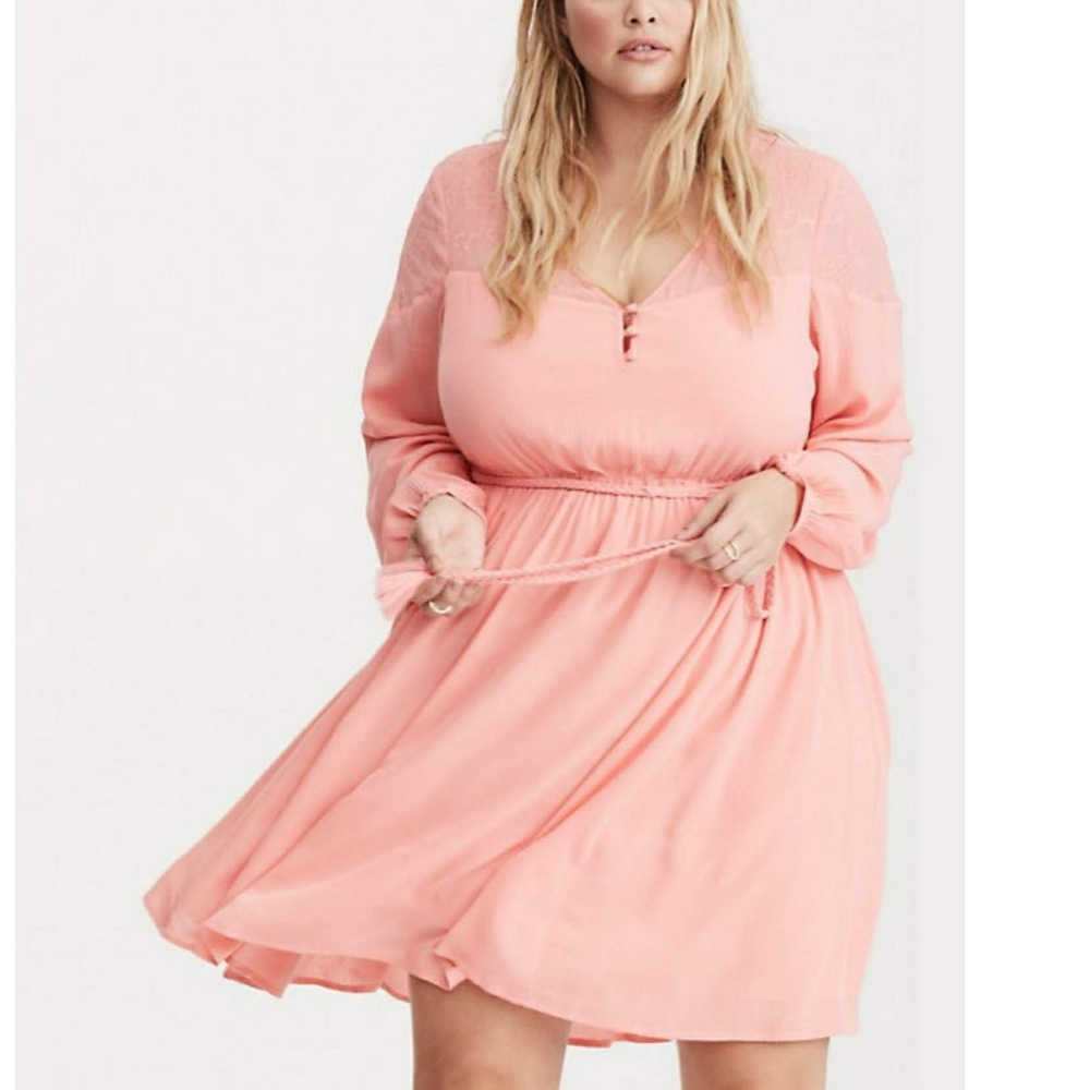Torrid Skater Dress Embroidered Size 2X - Picture 3 of 8